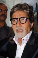 Amitabh Bachchan promotes Aarakshan on the sets of X Factor India in Filmcity, Mumbai on 19th July 2011 (28).JPG